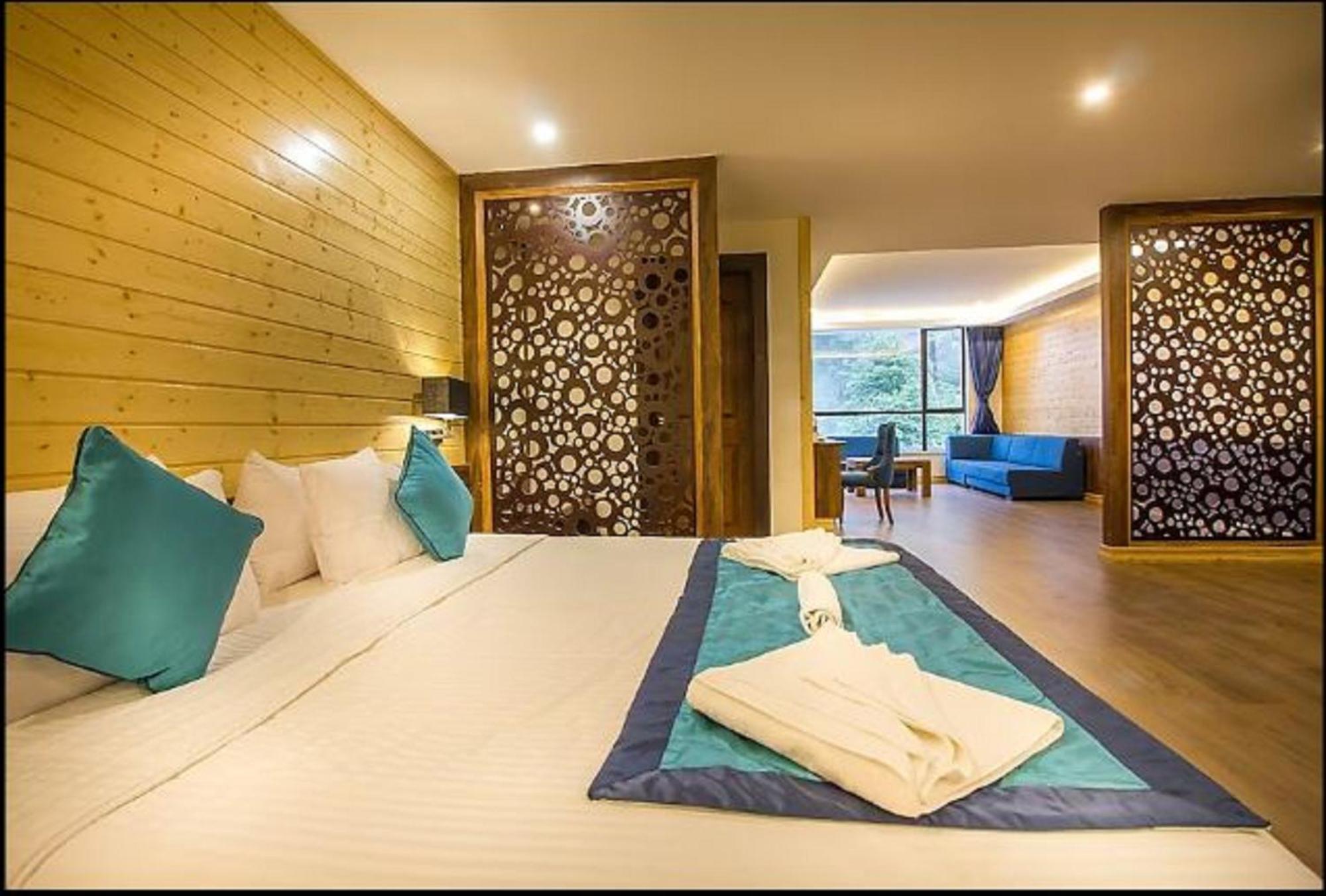 Yashshree Sanderling Mall Road Darjeeling  Ngoại thất bức ảnh